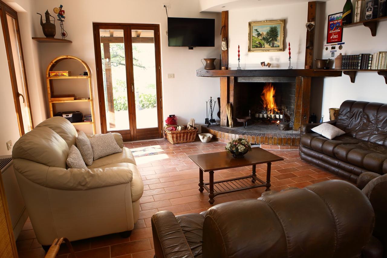 Bed and Breakfast La Casa In Campagna Cossignano Exterior foto
